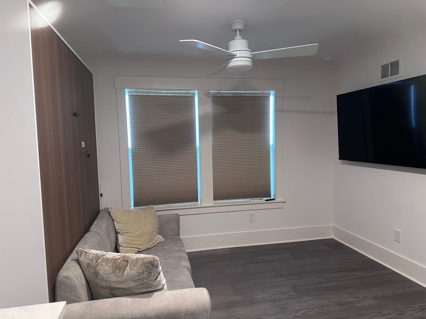 Charleston Townhome: 5 Nats Ct