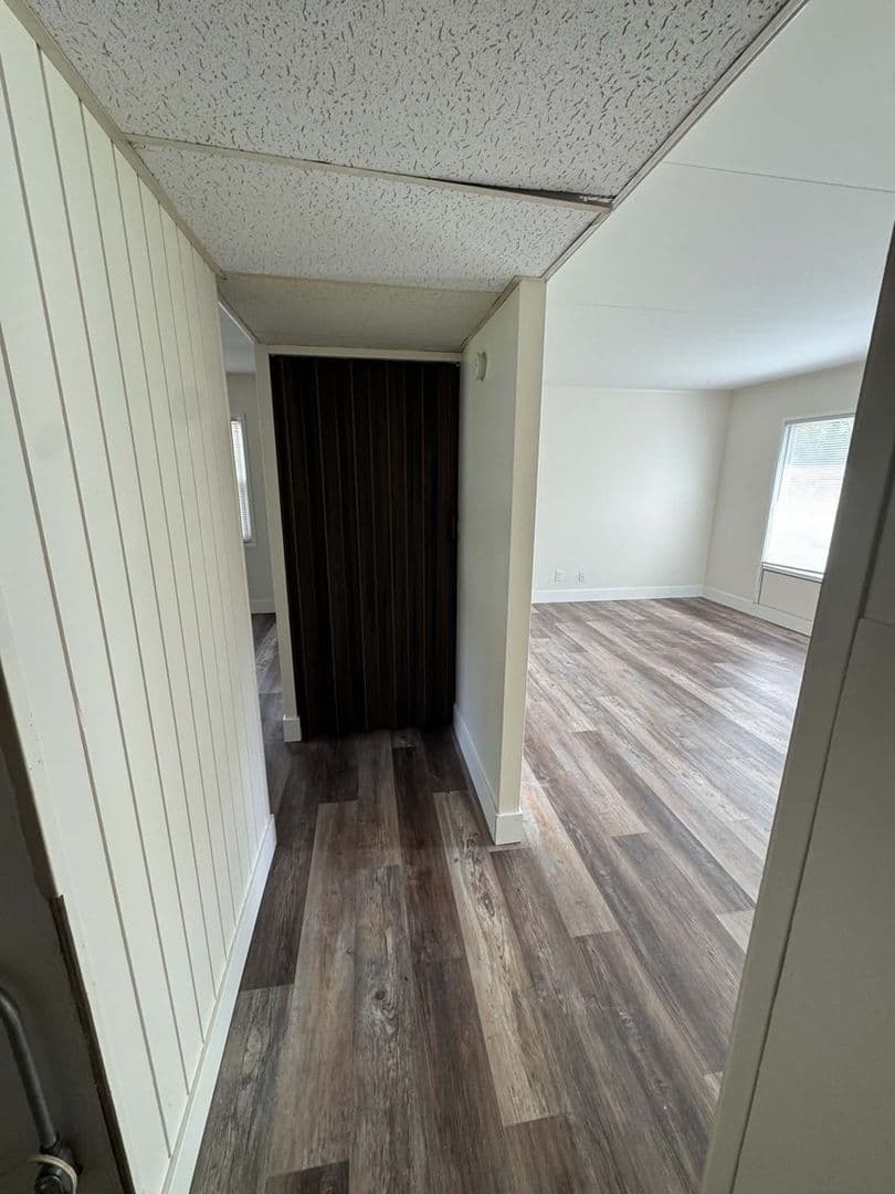 Belleville House: 4113 Betty Dr
