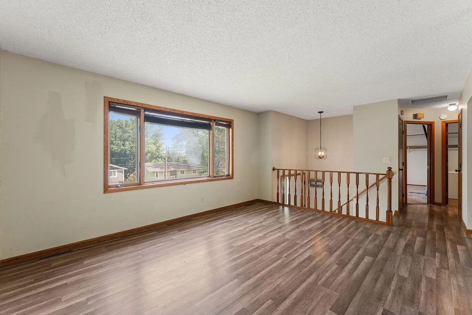 Cannon Falls House: 509 Mill St E