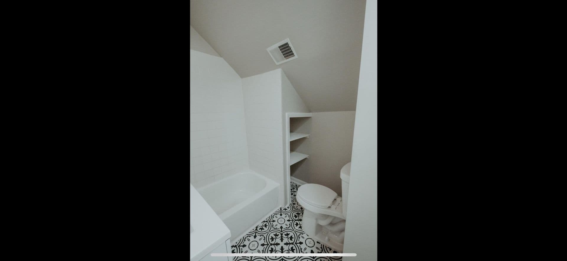 Louisville Townhome: 637 S 44th St