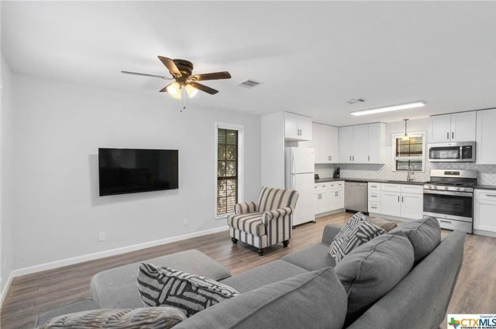 Taylor House: 610 Vernon St