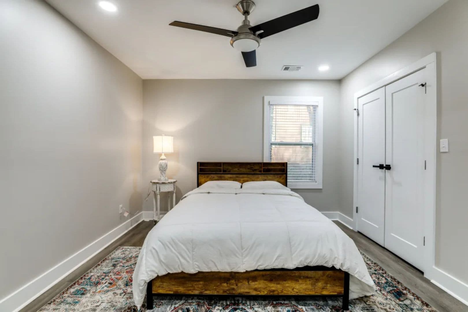 Atlanta House: 1429 Almont Dr Sw