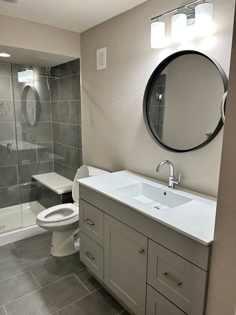 Denver House: 4738 Jasper St