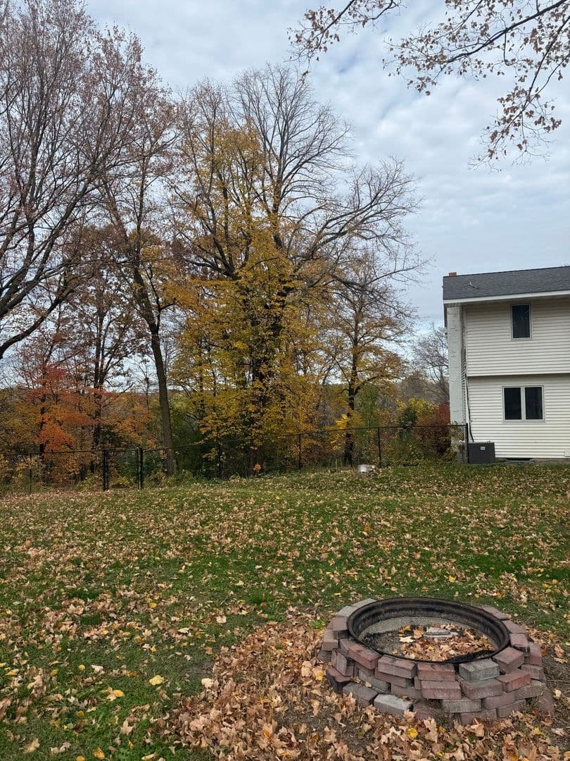 Prior Lake House: 17742 Fairlawn Ave