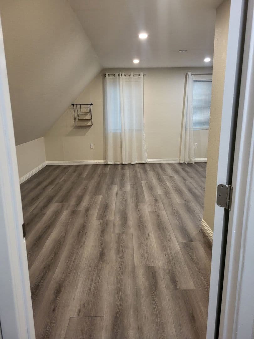 Running Springs House: 2472 Deep Creek Drive