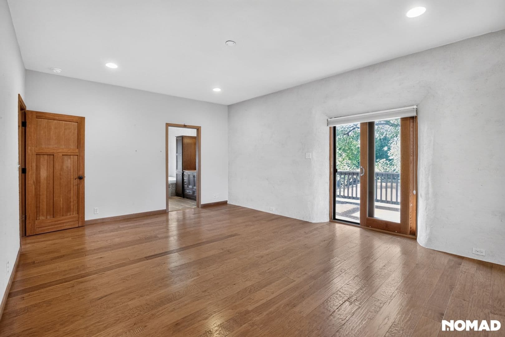 Ashland House: 230 Patterson St