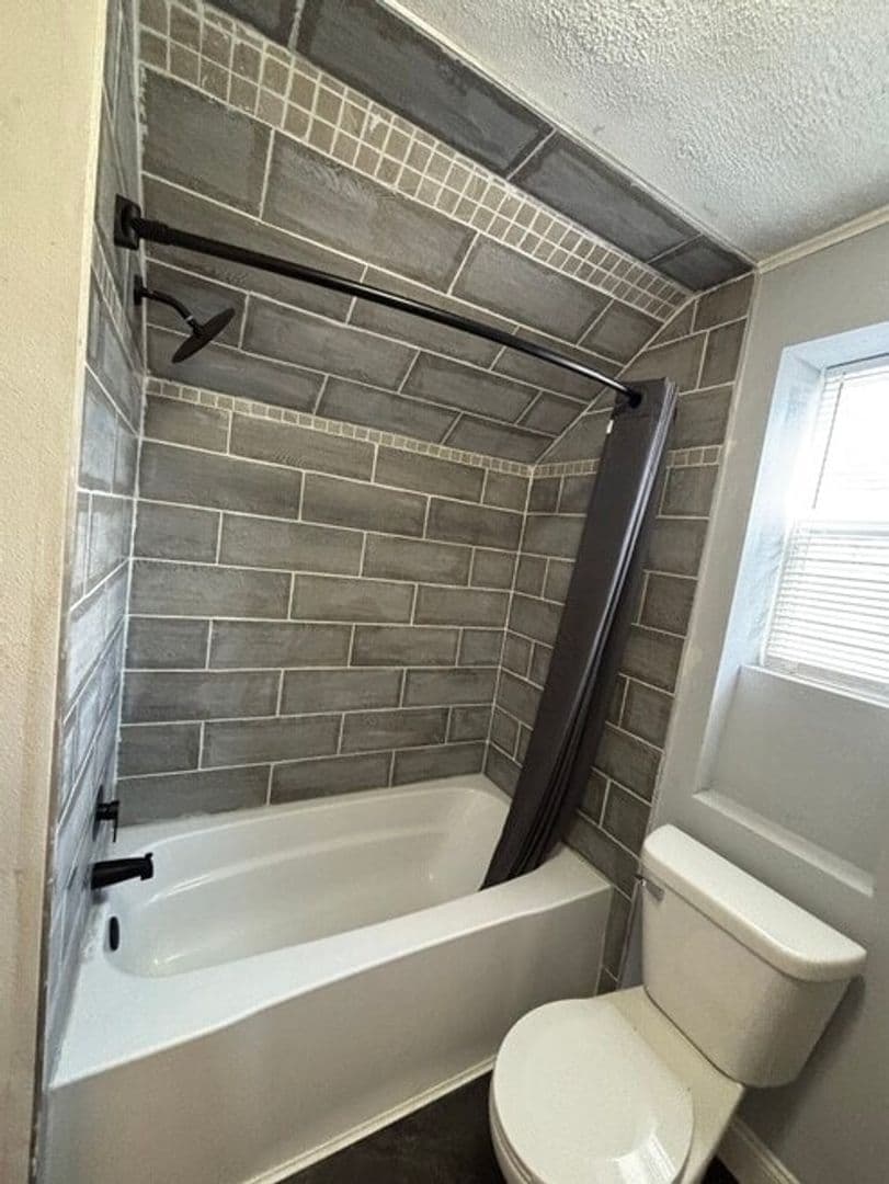 Saint Cloud Townhome: 620 8th Ave S