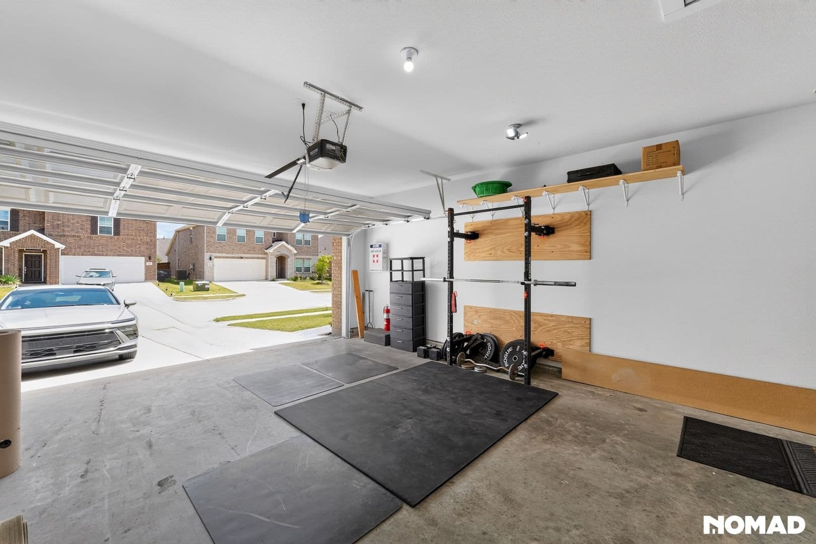Forney House: 626 Cari Ln