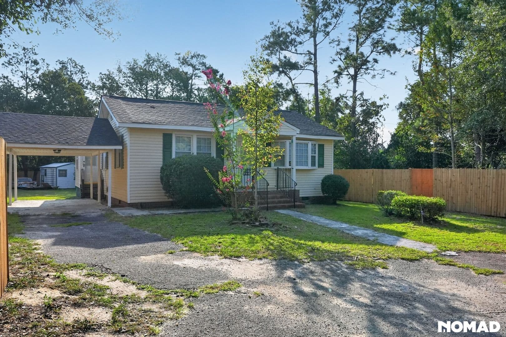 Augusta House: 1718 Barton Chapel Rd