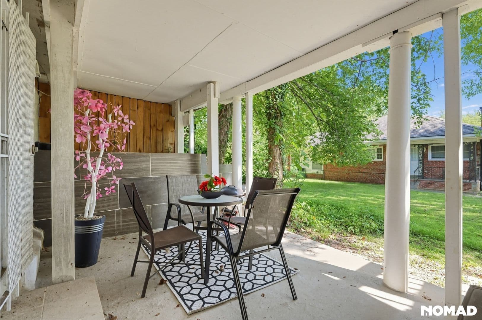 Washington House: 1921 Spruce Dr Nw