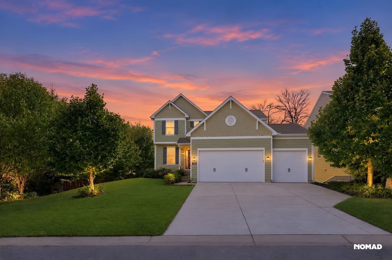 Plymouth House: 18805 46th Ave N