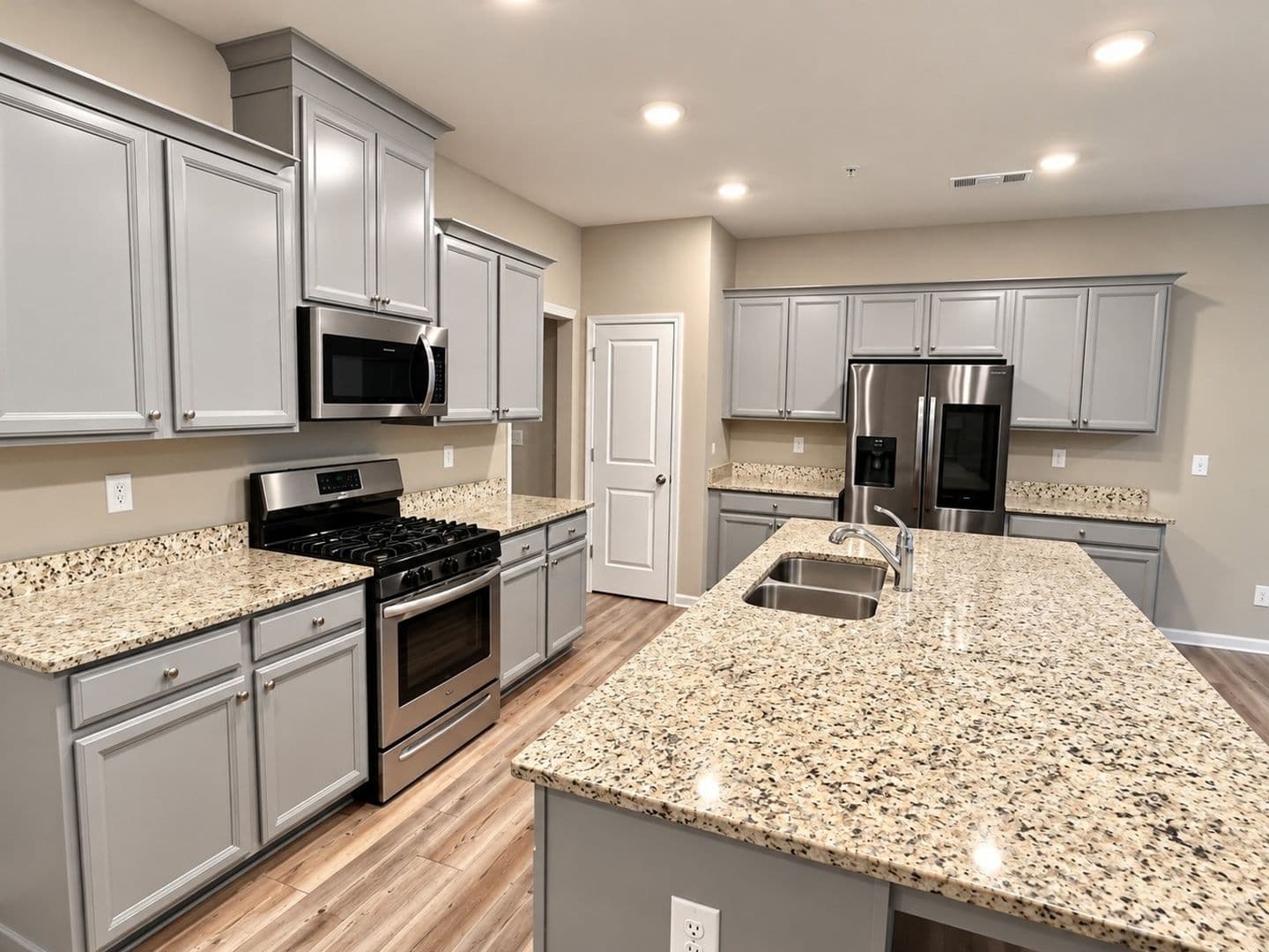 Marietta Townhome: 438 Bannon Way