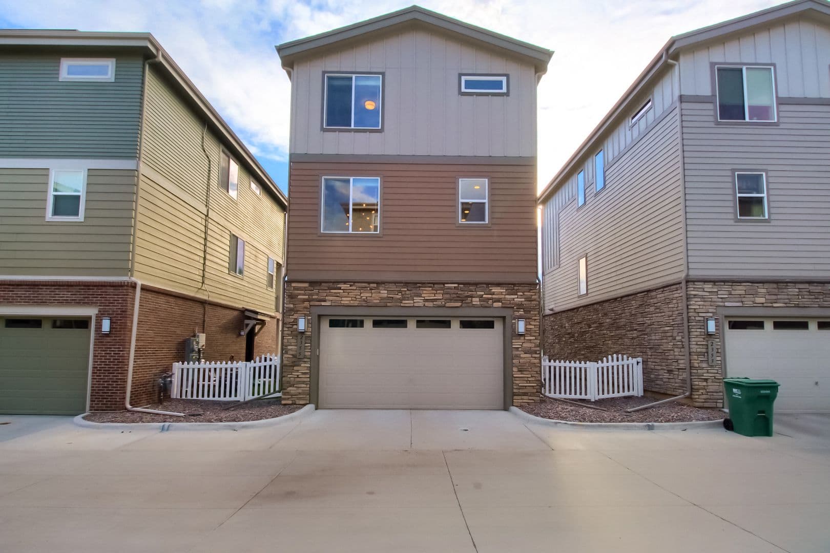 Aurora House: 2355 South Troy Court