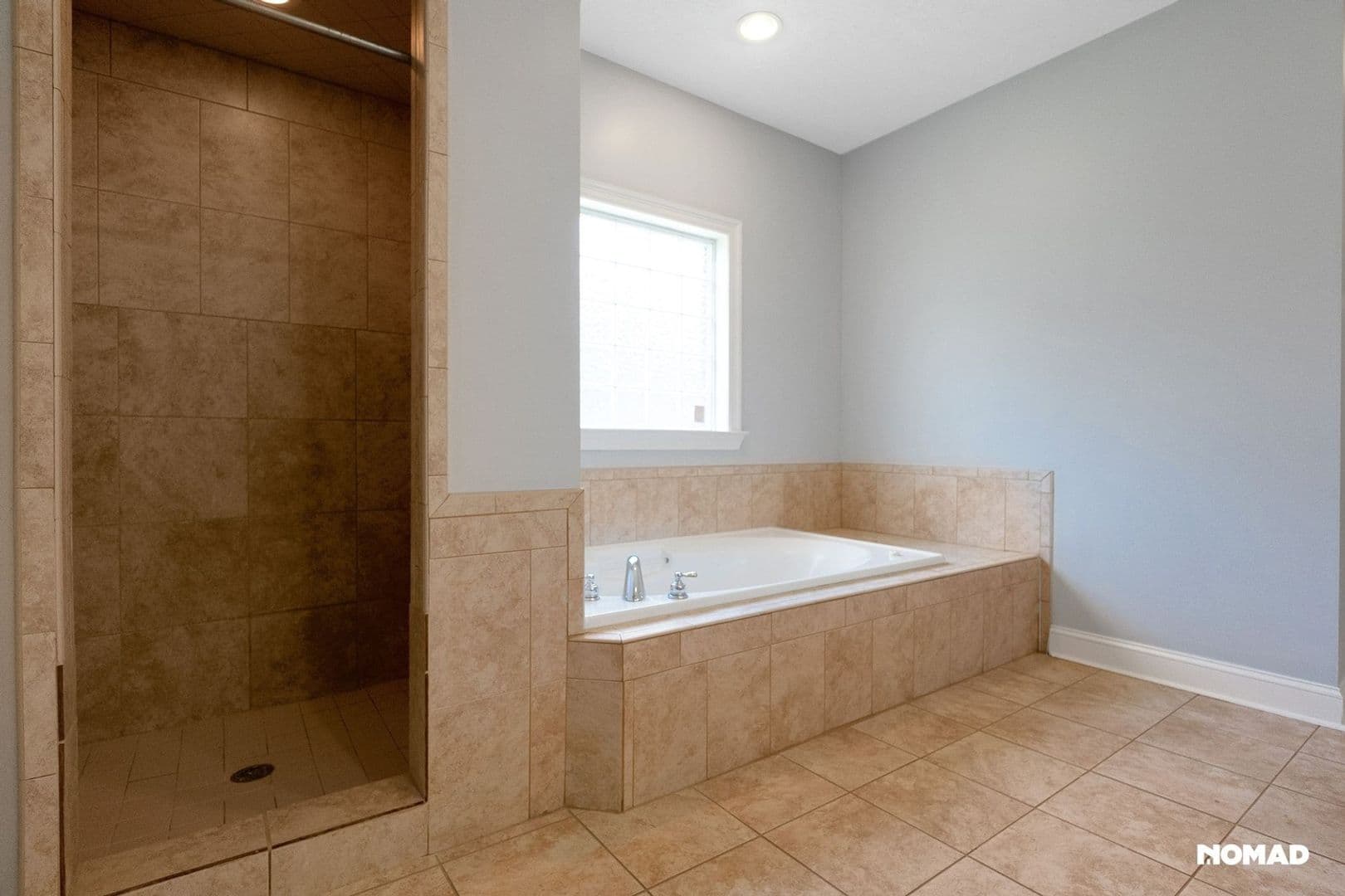 Albany House: 2729 Quail Run Dr