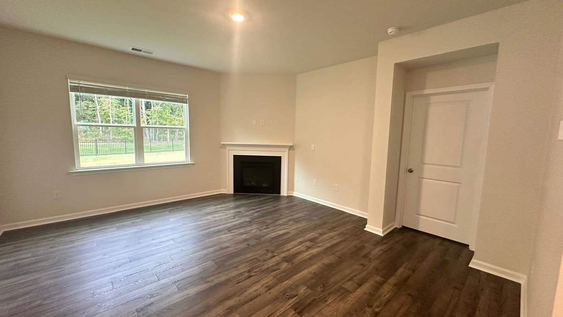 Sanford House: 203 Pisgah St