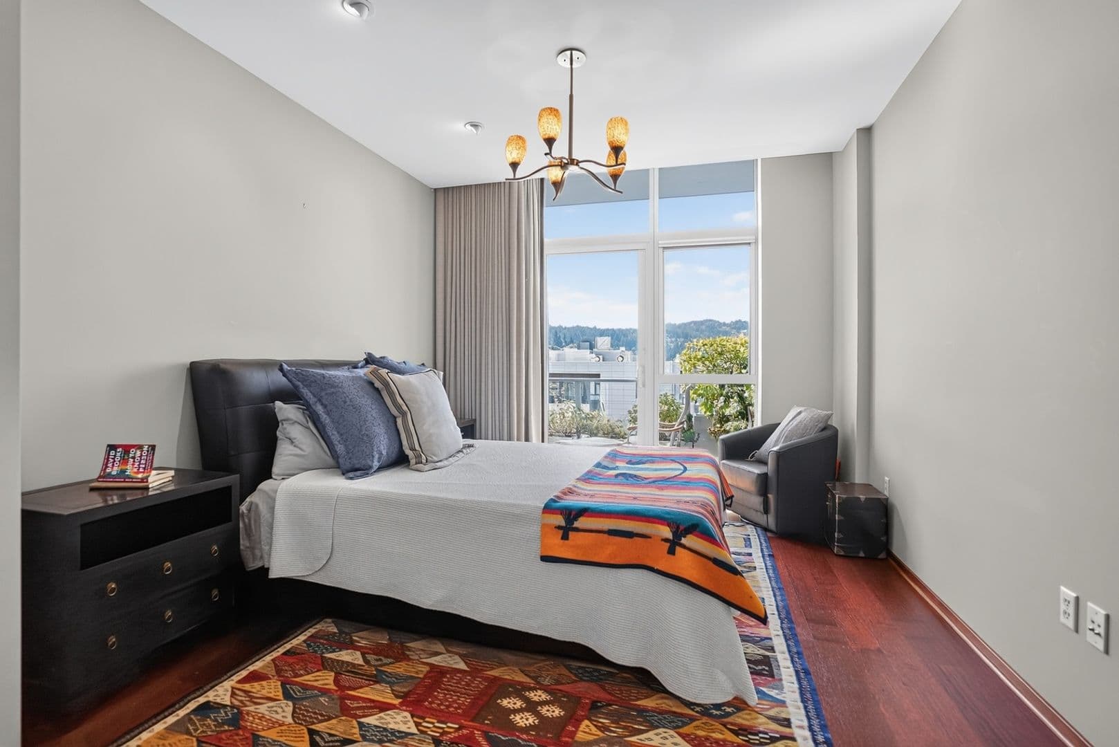 Portland Condo: 1221 Sw 10th Ave