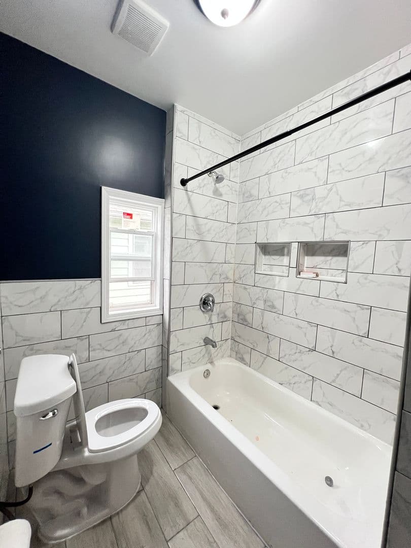 Buffalo Townhome: 313 Lasalle Ave