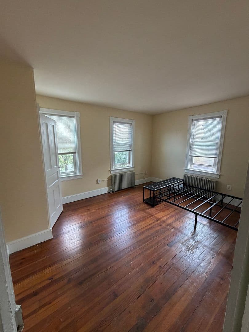 Paulsboro Townhome: 648 Beacon Ave