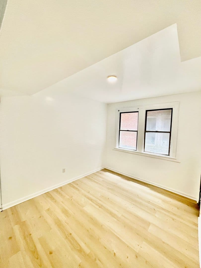 Philadelphia Townhome: 7607 Ogontz Ave