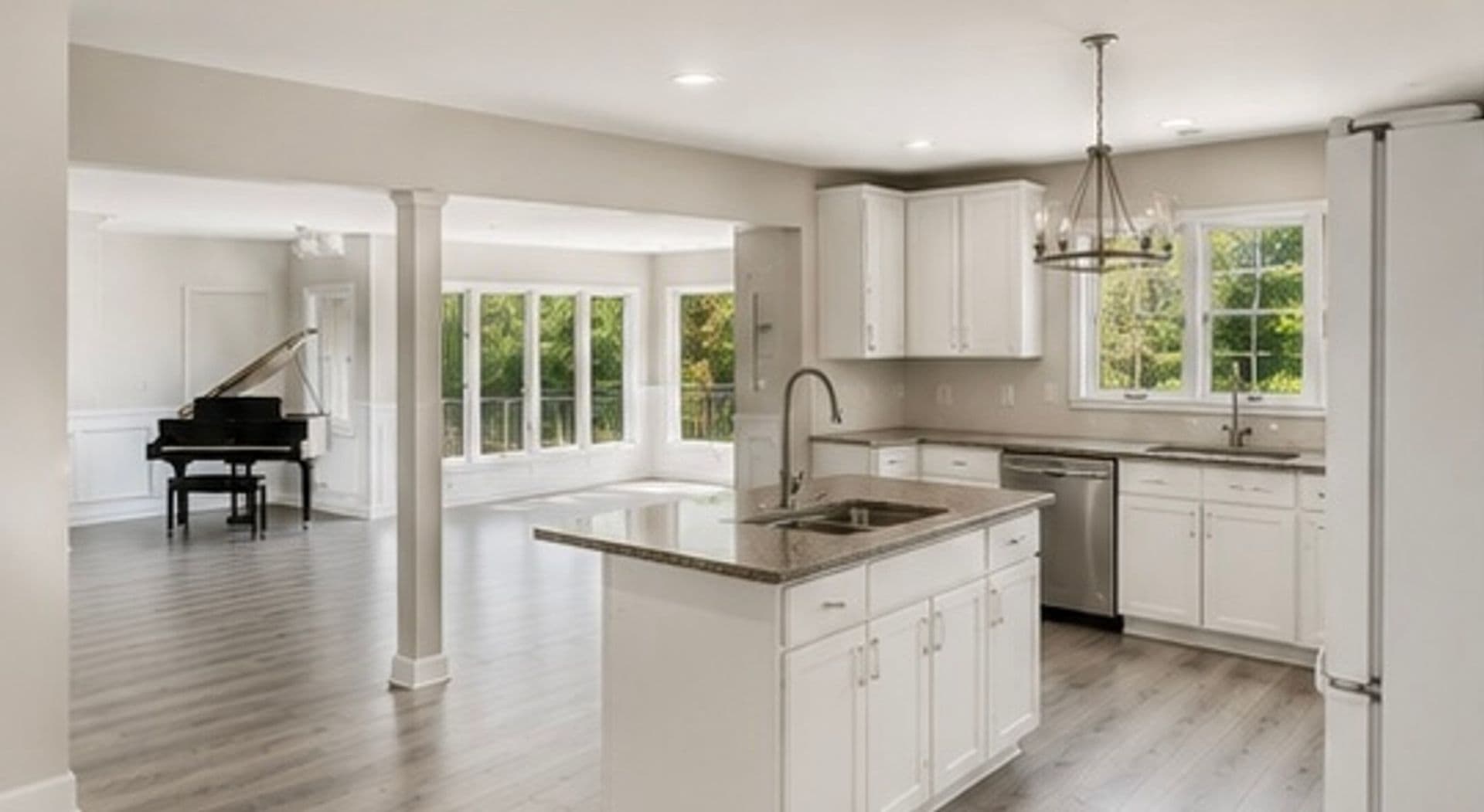Fayetteville House: 2900 Middlesex Rd