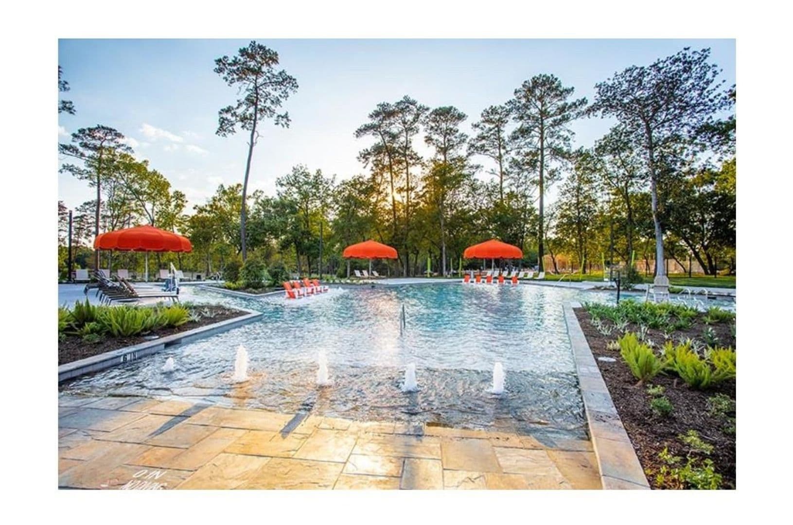 Conroe Townhome: 107 Silver Sky Ct