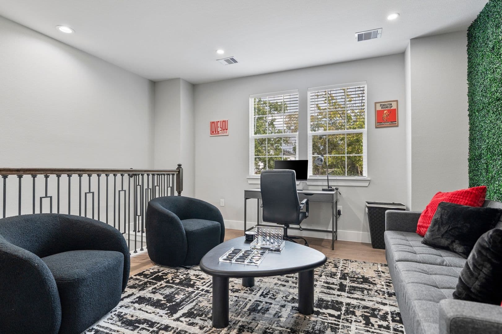 Houston House: 825 Paul Quinn St
