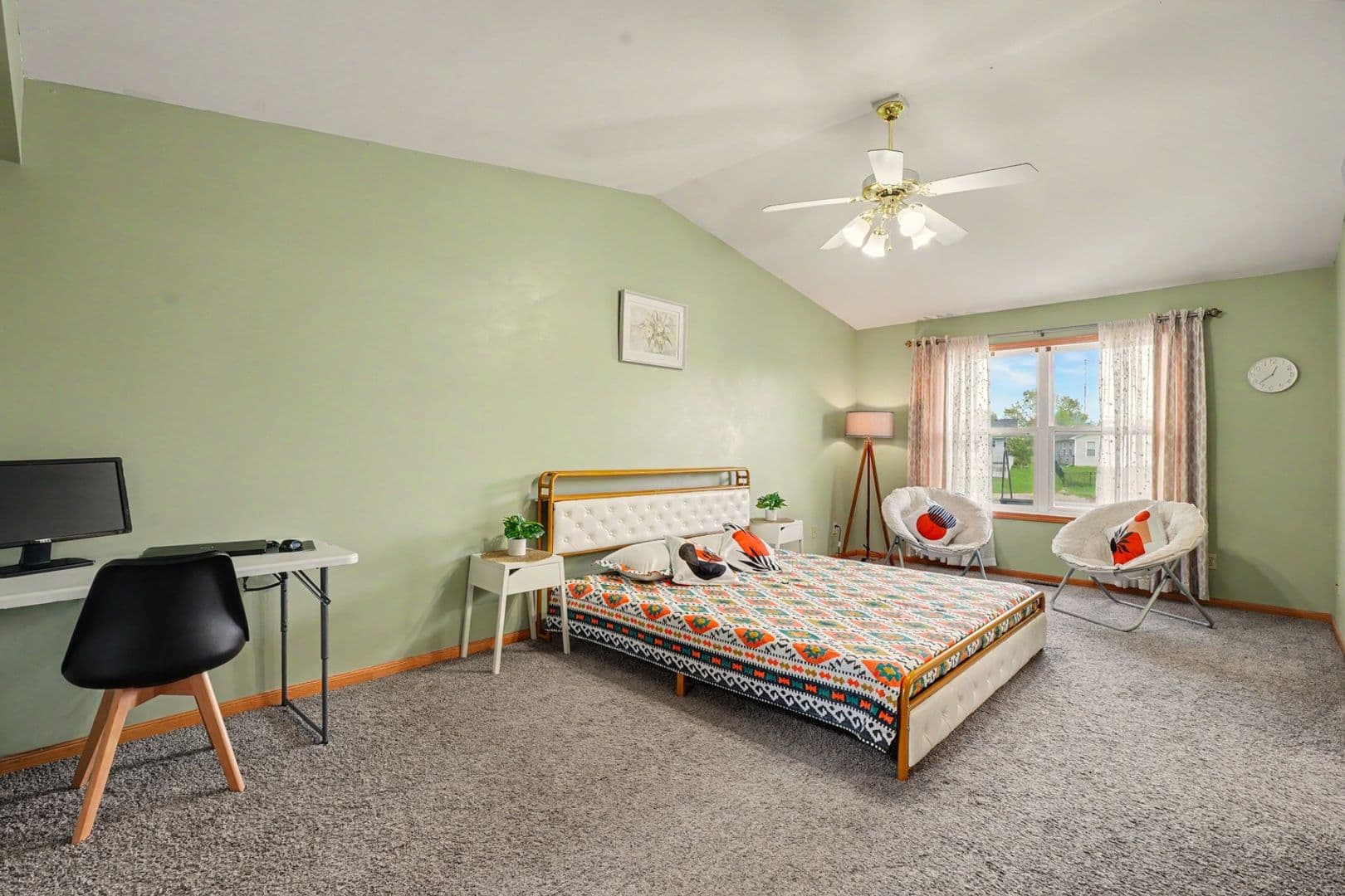 Champaign House: 708 Erin Dr