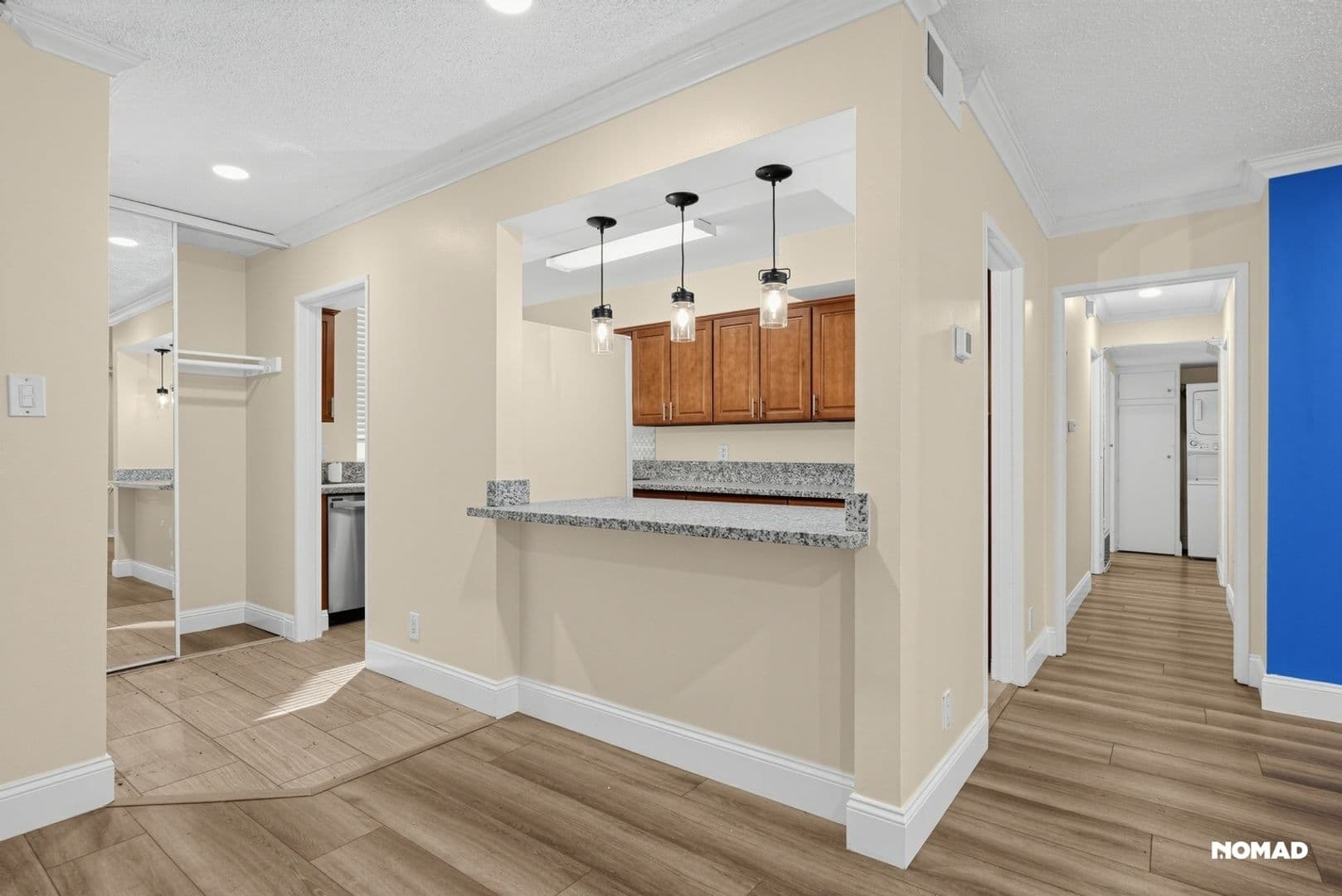 Riverside Condo: 6979 Palm Ct