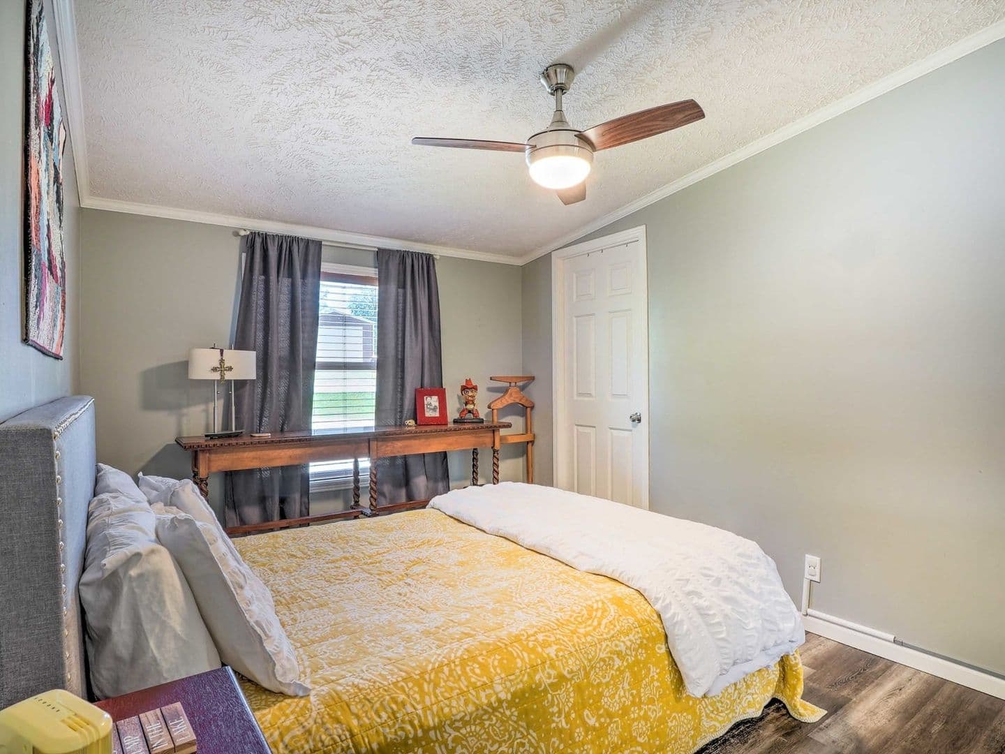 Rogers House: 10097 Jims Trl