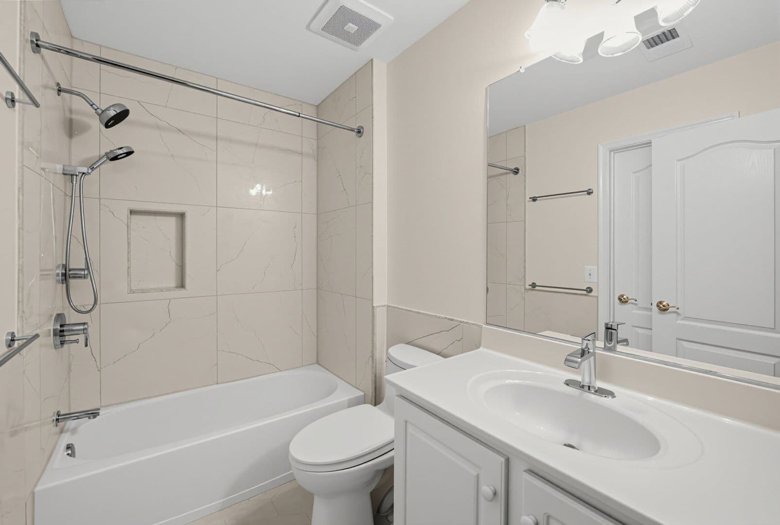Odenton Townhome: 1504 Sapphire Ct