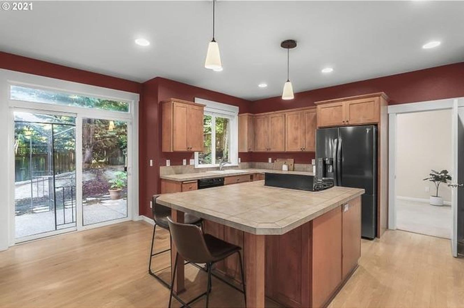 Portland House: 11422 SW Laurel Glen Ct