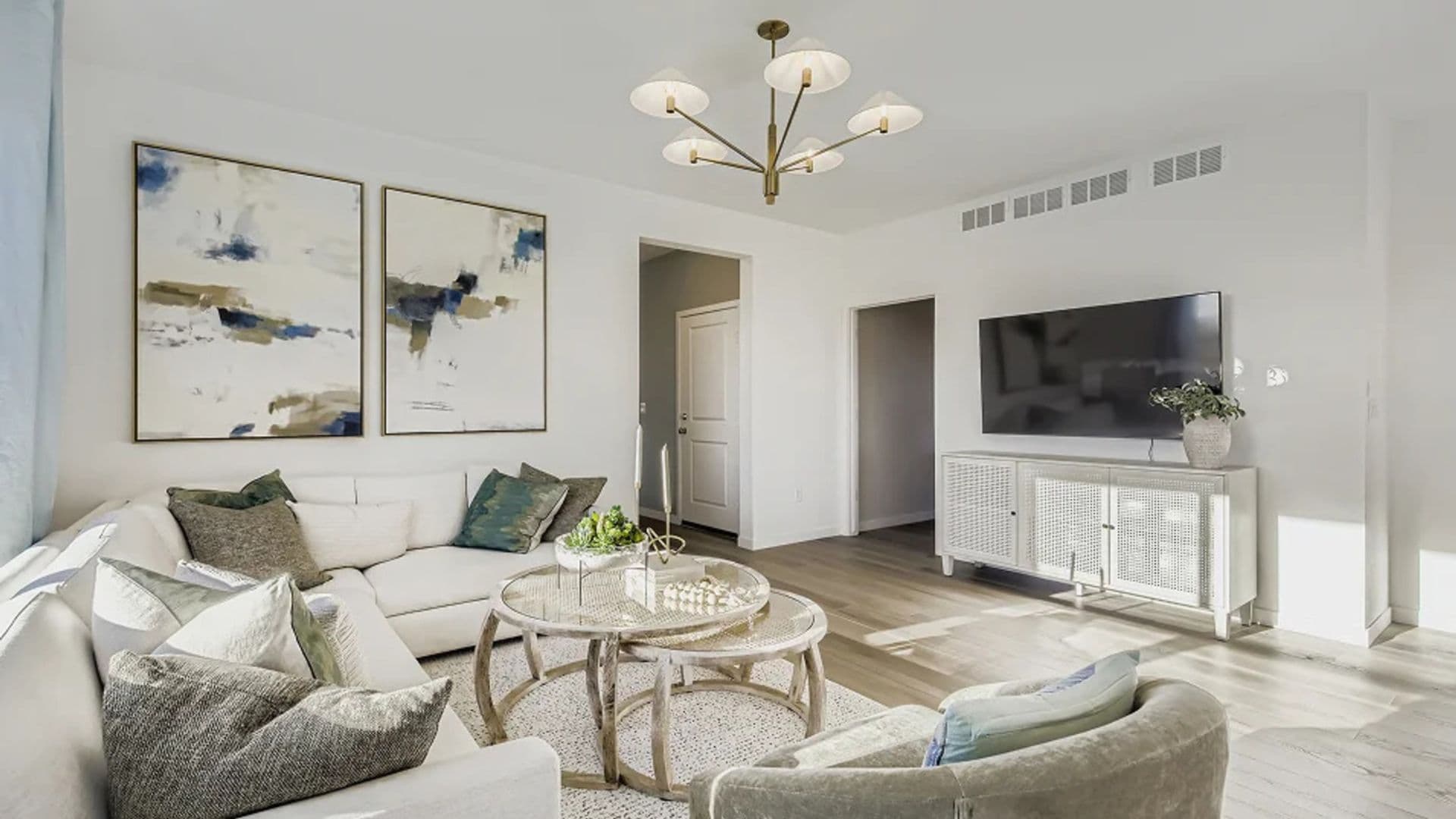 Johnstown House: 278 Kobe Ln