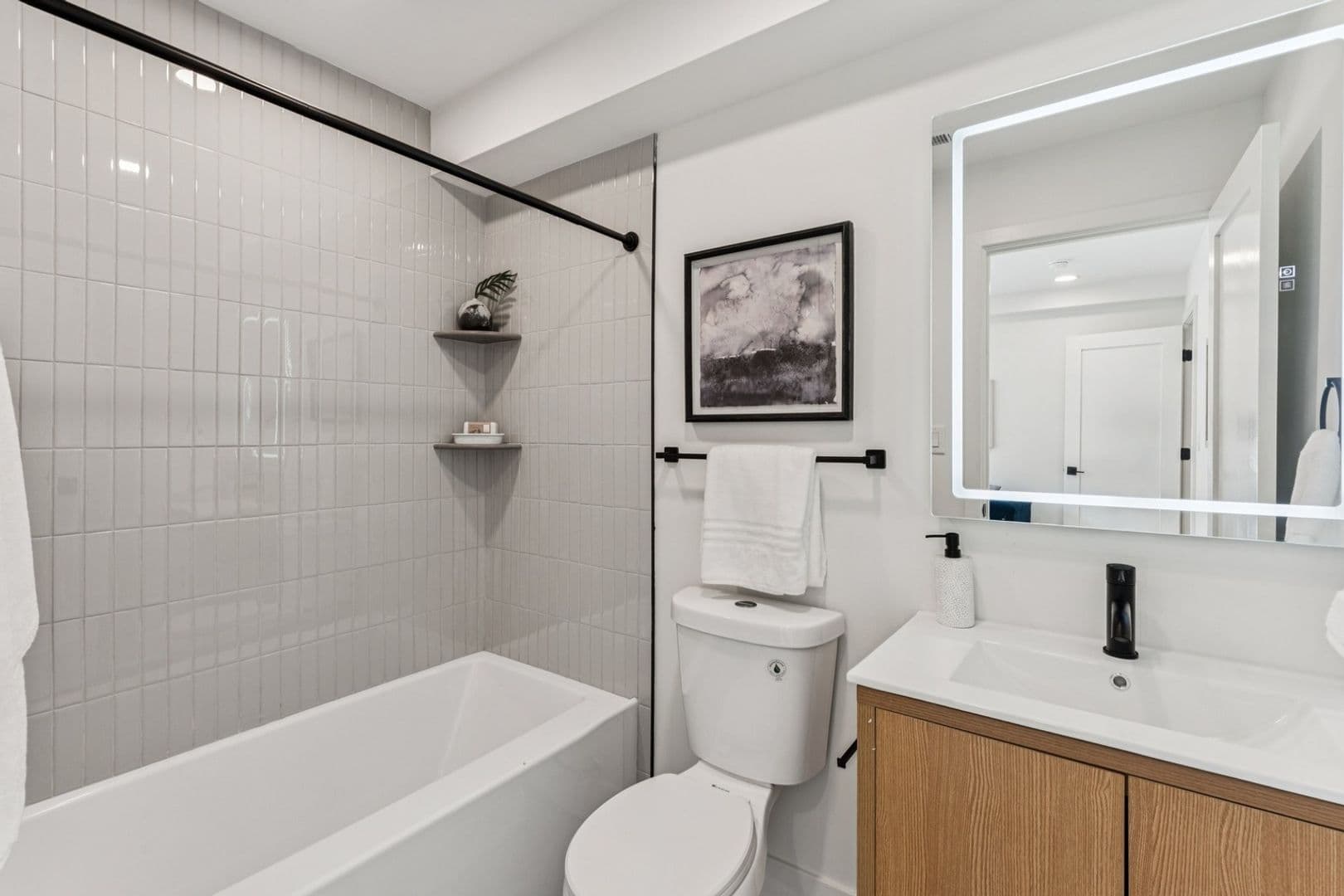 Philadelphia House: 739 N Capitol St