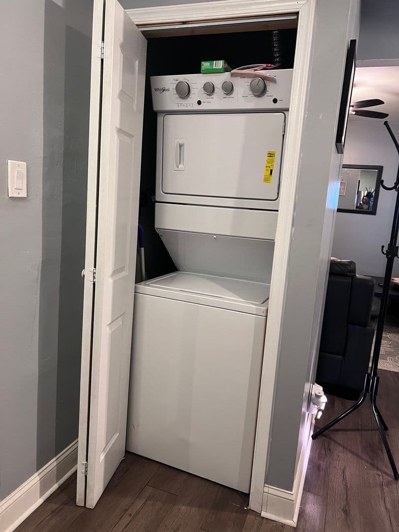 Wilmington Townhome: 1103 W 7th St