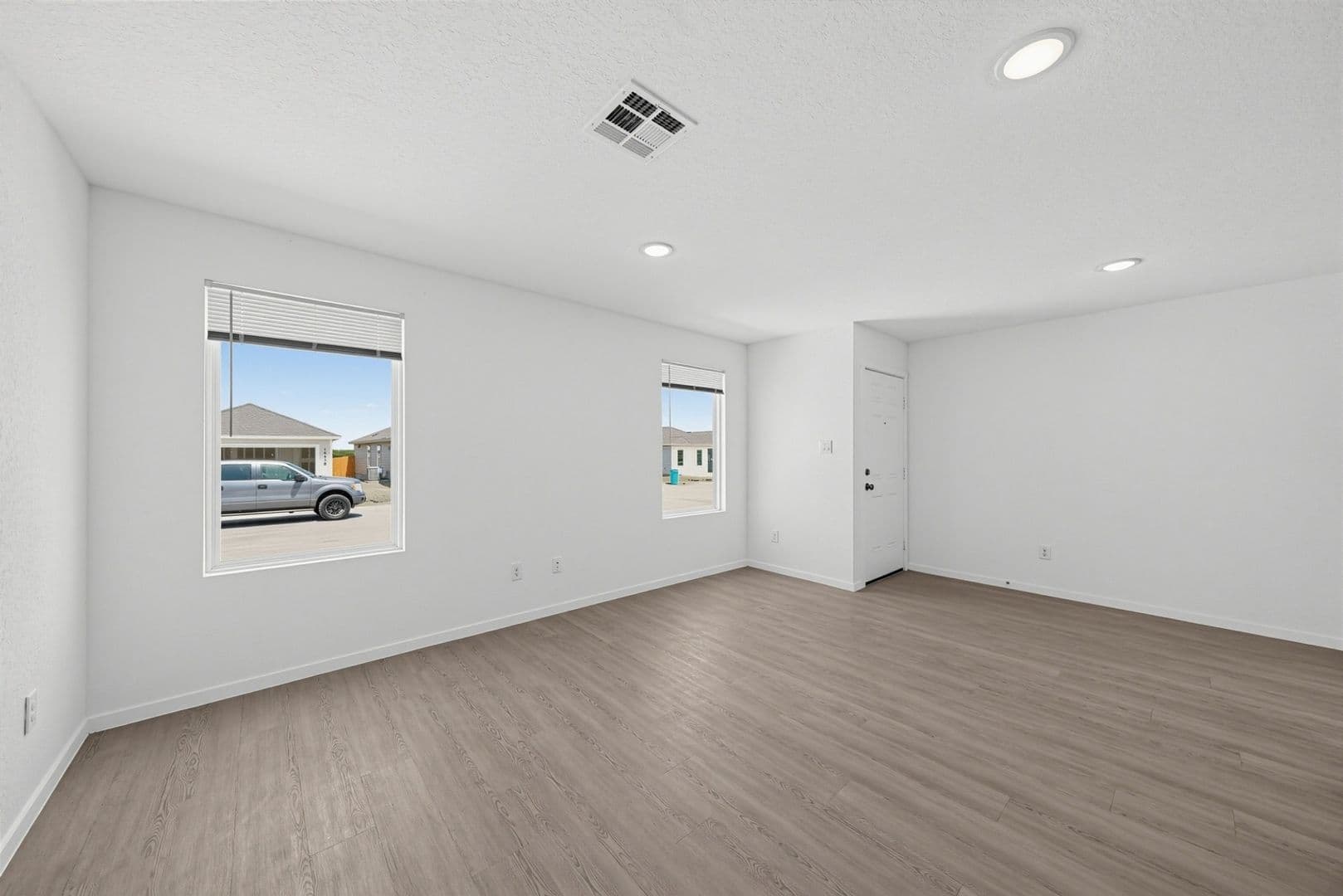 San Antonio House: 10861 Minita Creek