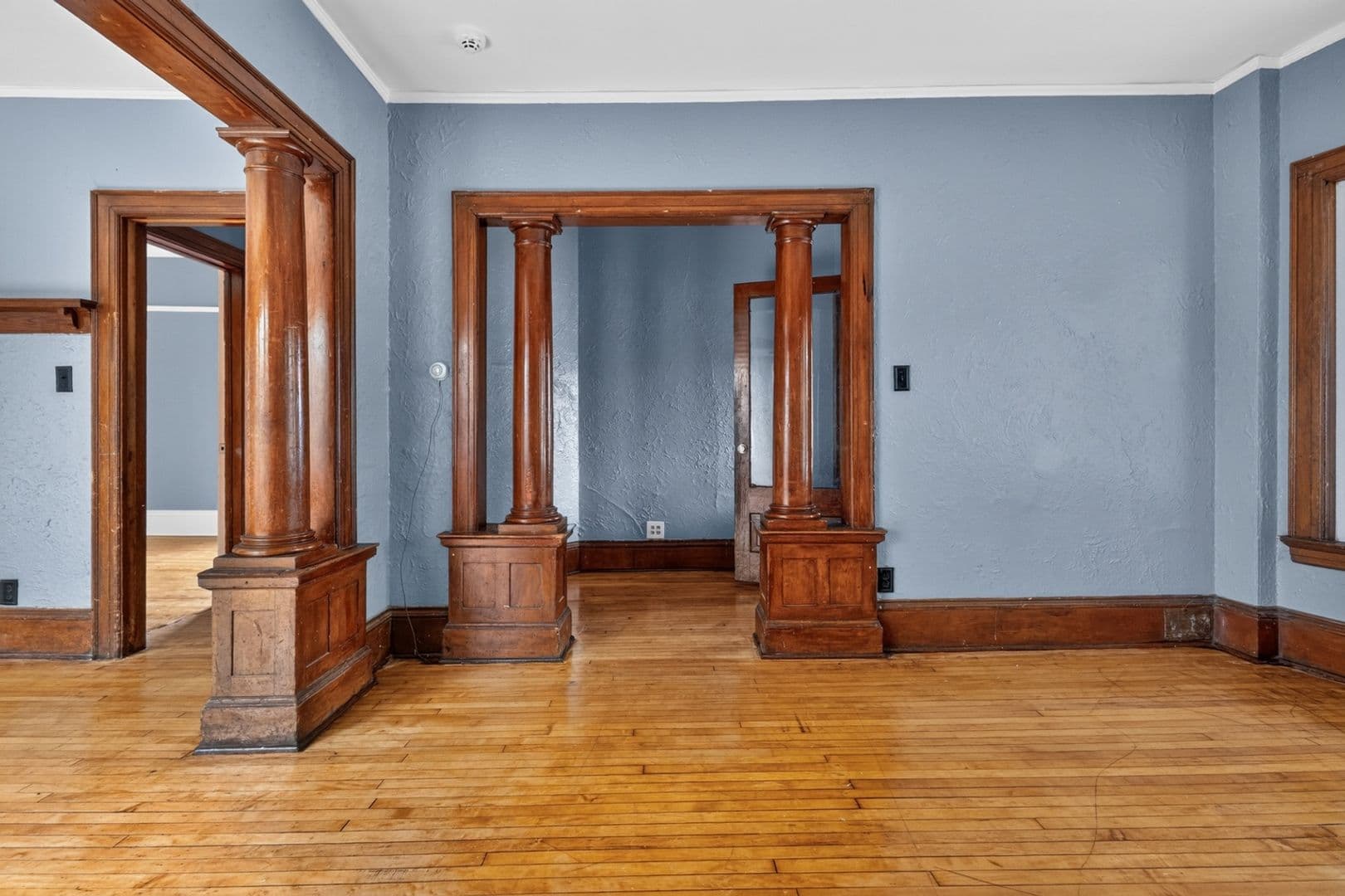 Milwaukee Townhome: 2335 N 16th St