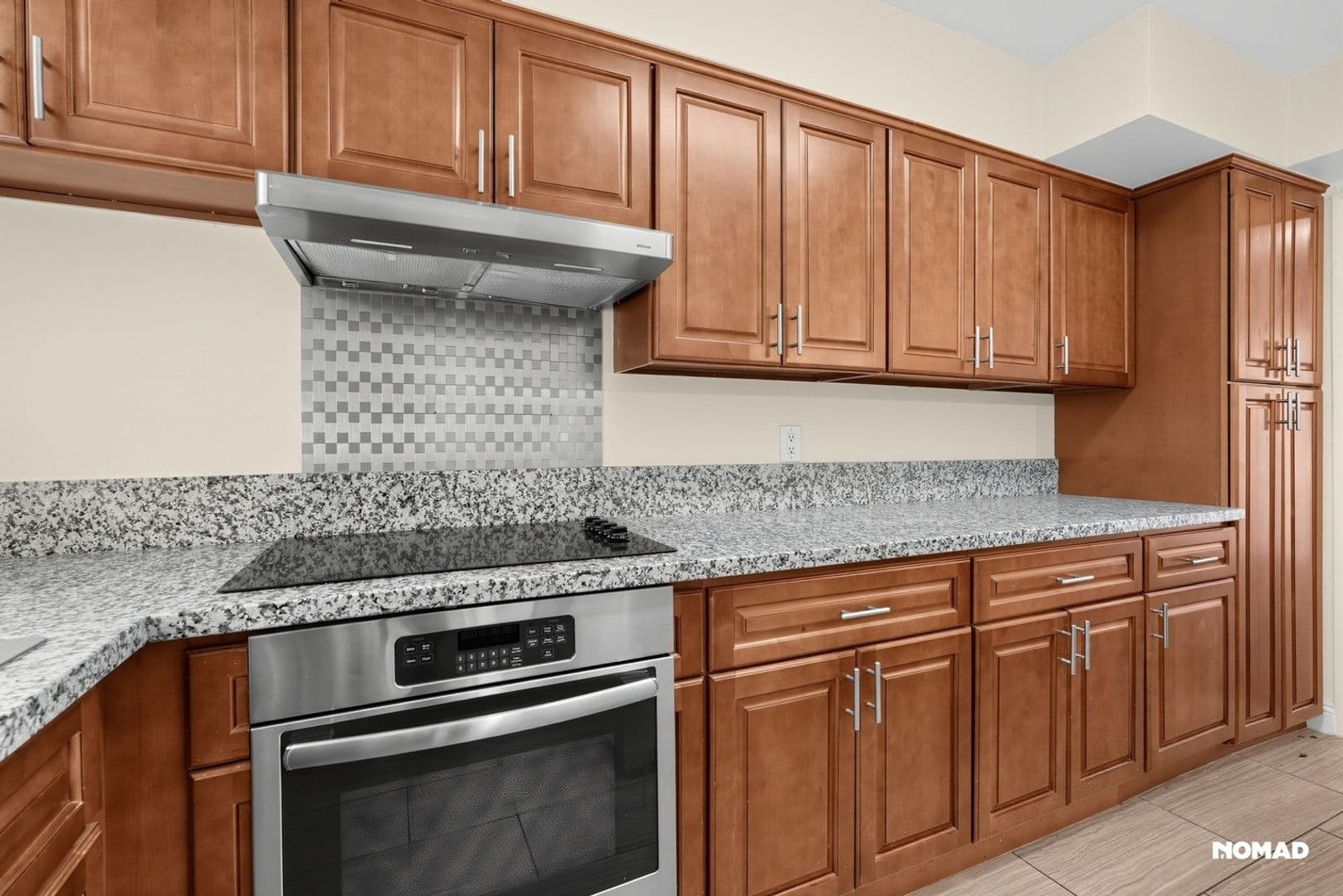 Riverside Condo: 6979 Palm Ct