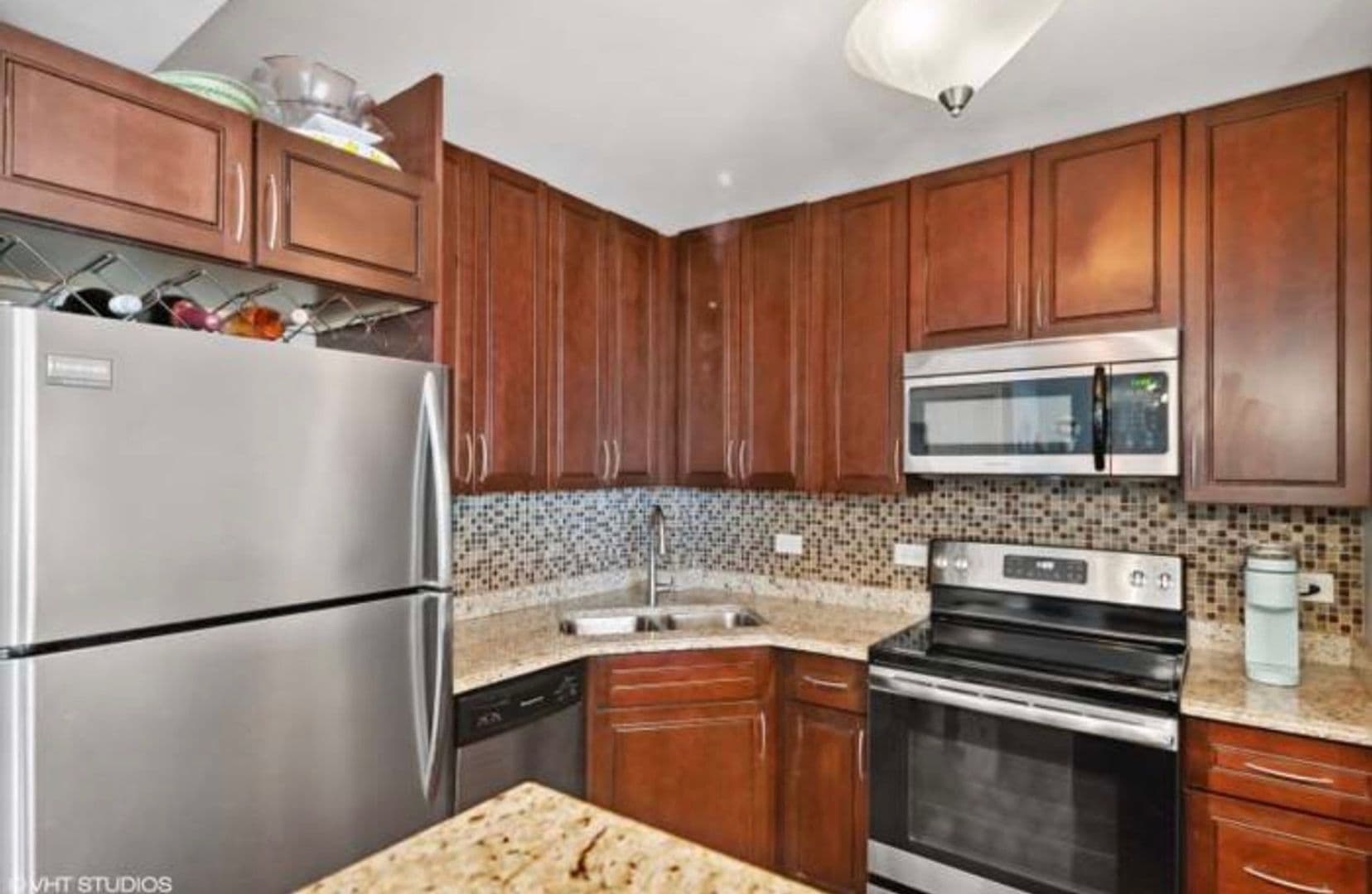 Chicago Condo: 3550 N Lake Shore Dr