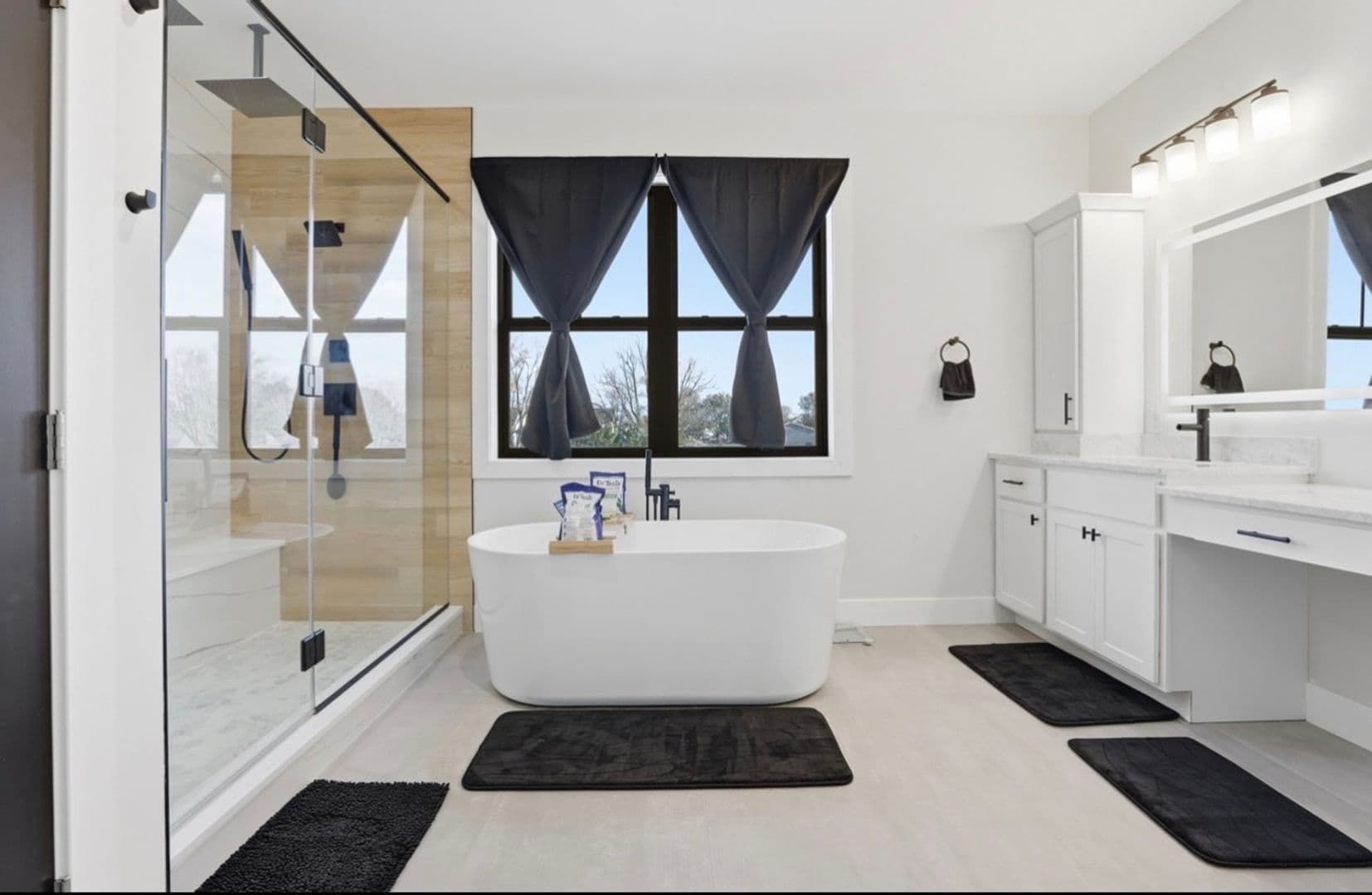 Sparrows Point House: 6931 River Dr Rd