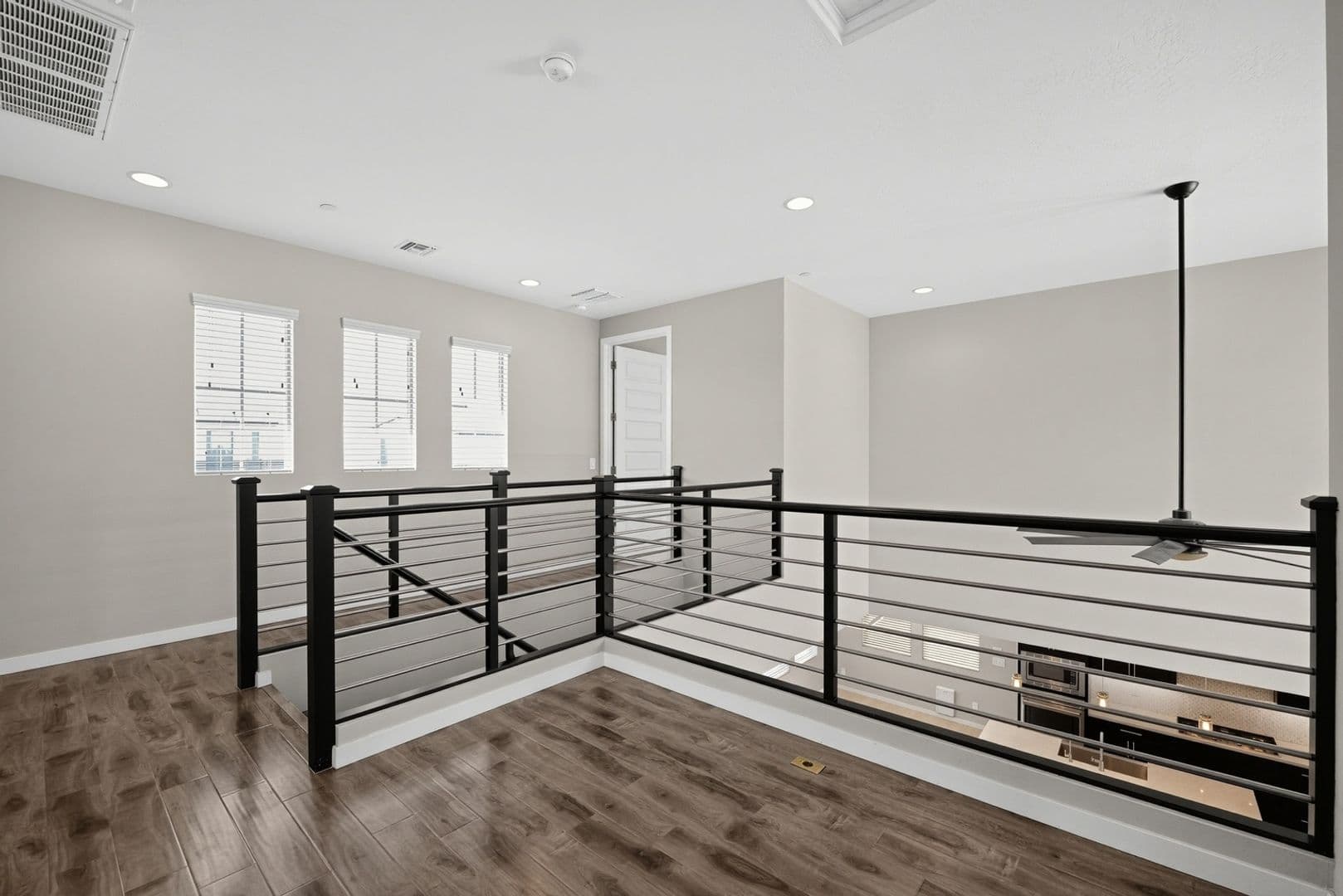 Gilbert House: 1957 S Follett Way