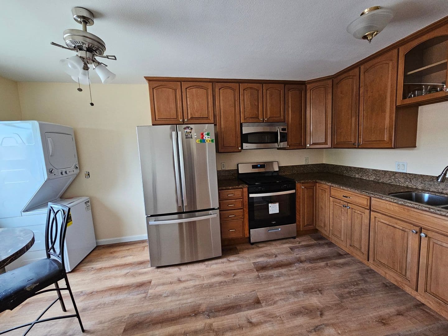 San Marcos House: 842 Via Bella Donna