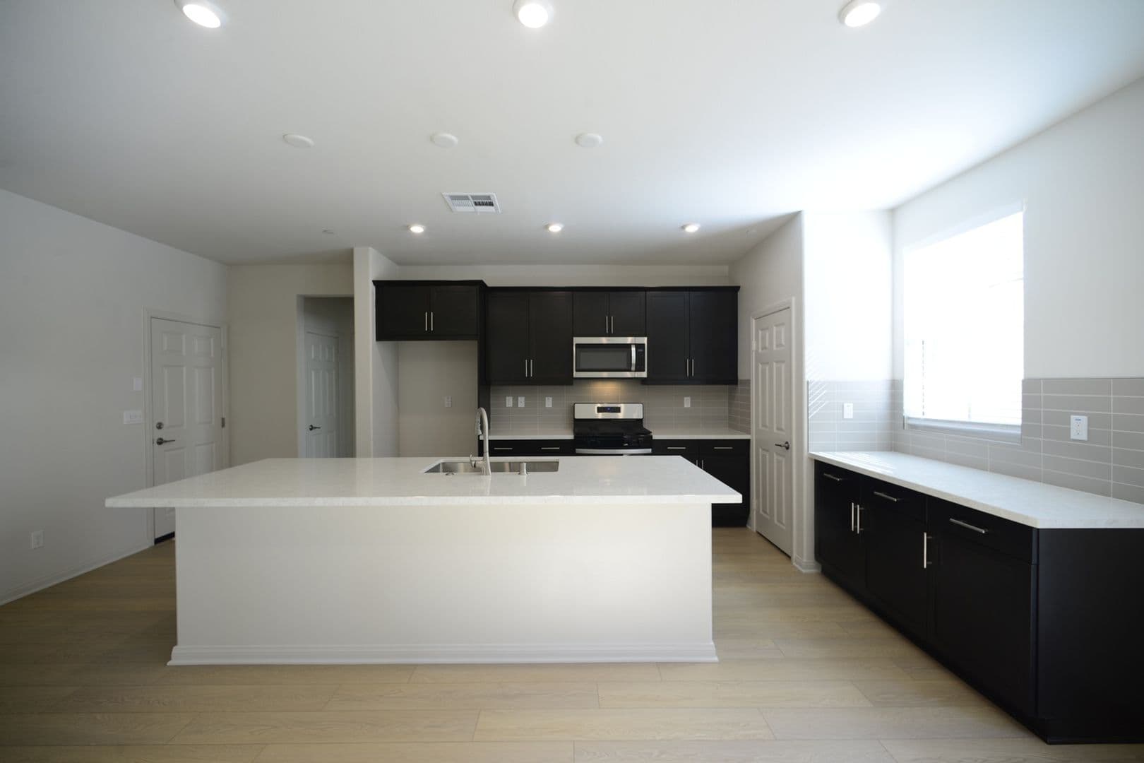 Menifee House: 26596 Platte Rd