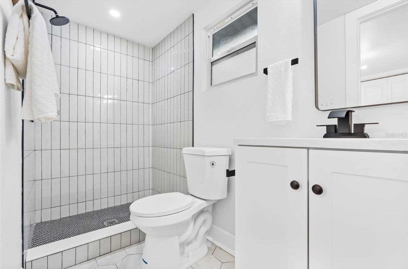 Tampa House: 1517 E Giddens Ave