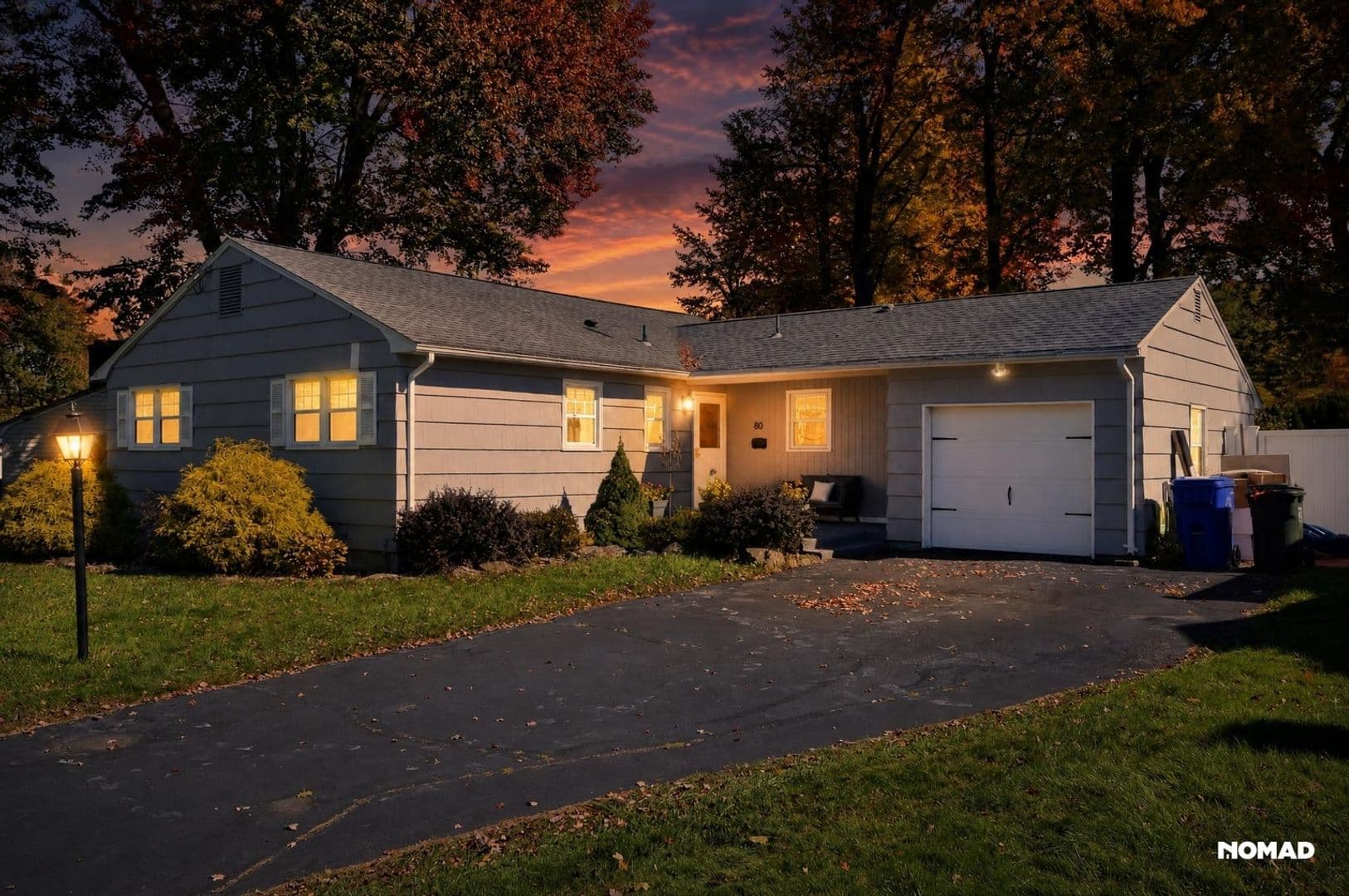 Newington House: 80 Knollwood Rd