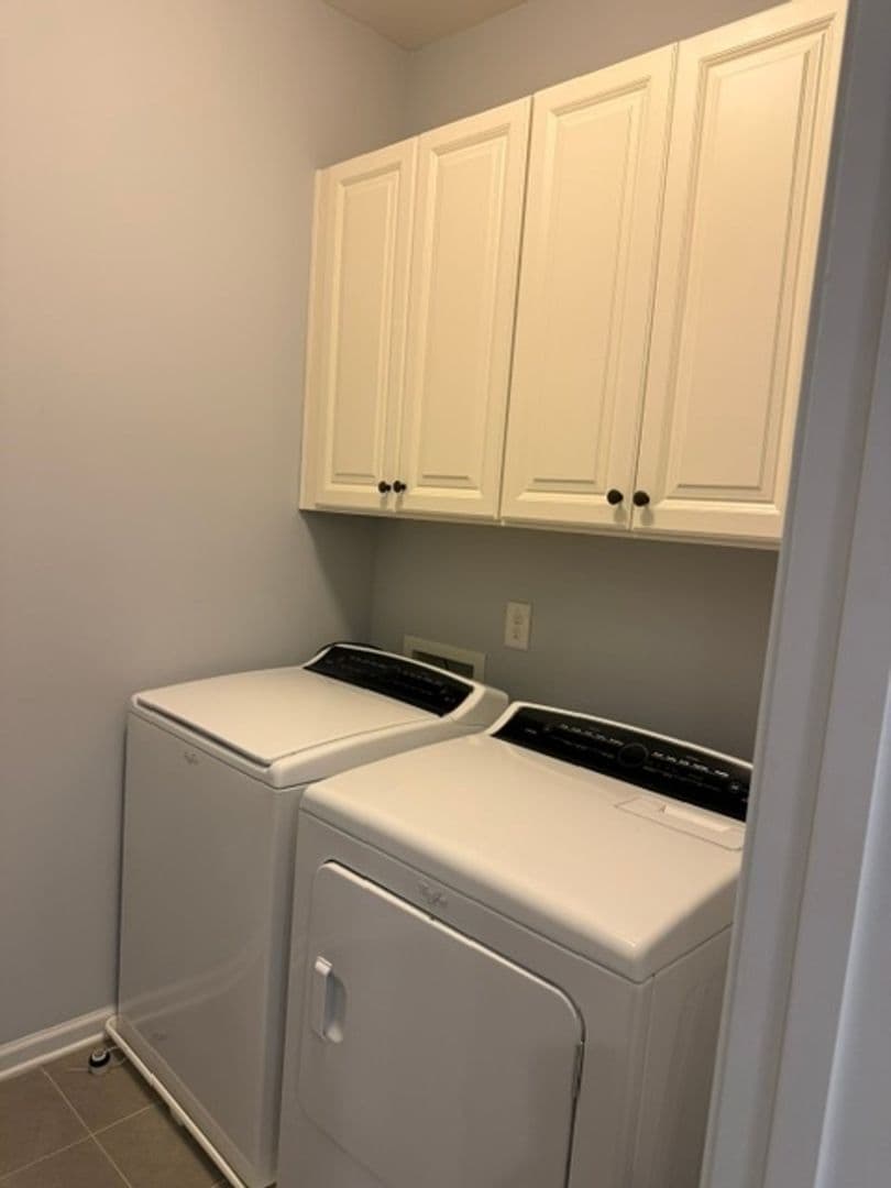 Durham House: 1006 Beyer Pl