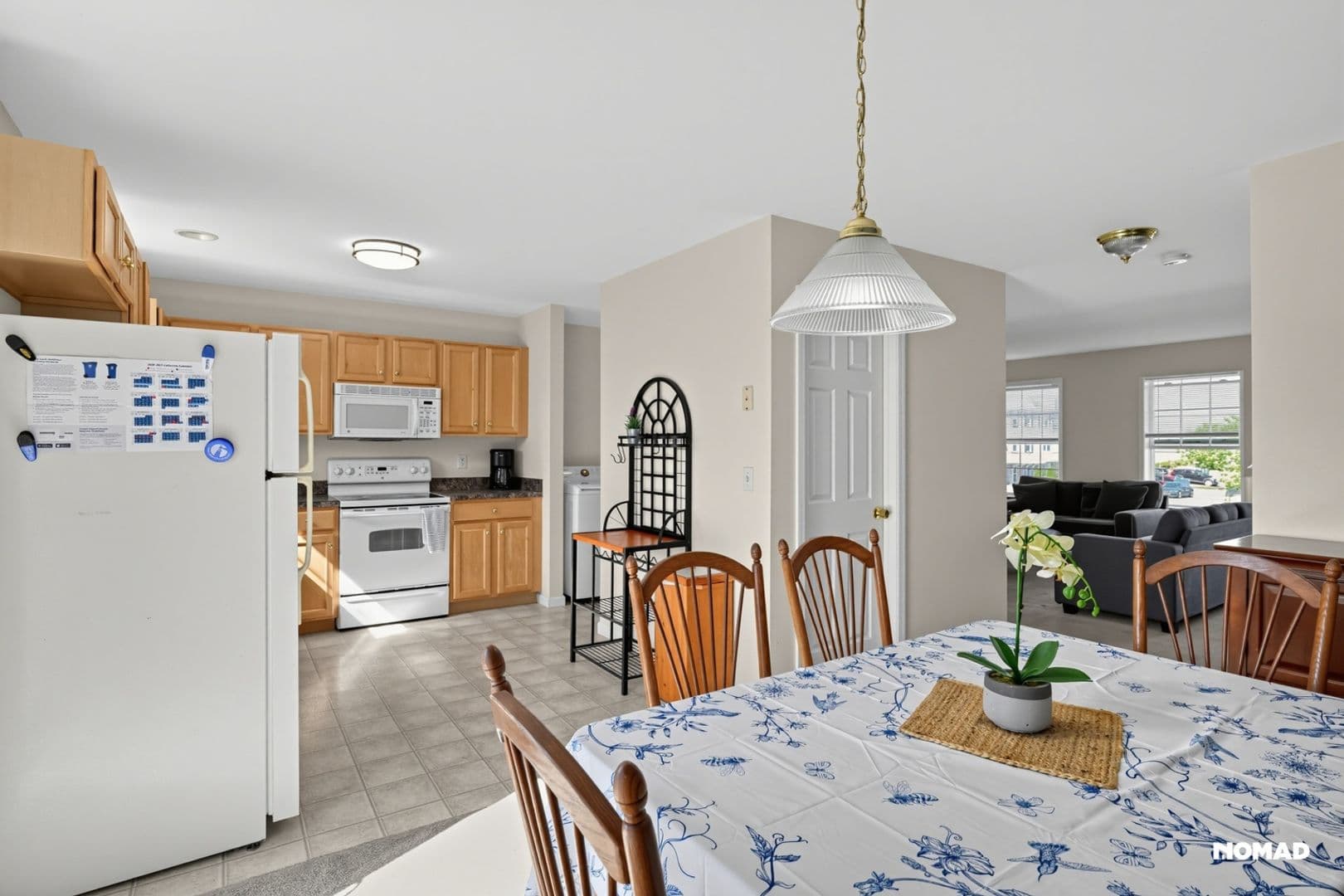 Carlisle Townhome: 318 Sherman Ave