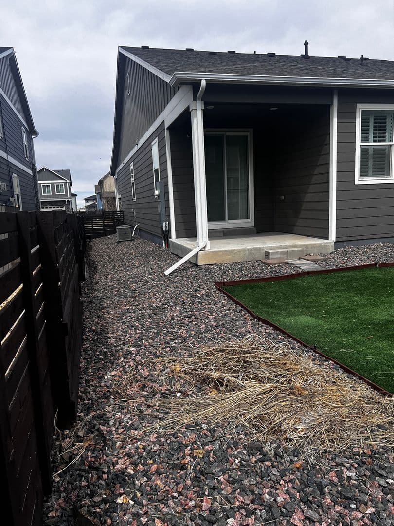 Aurora House: 27210 E Maple Ave