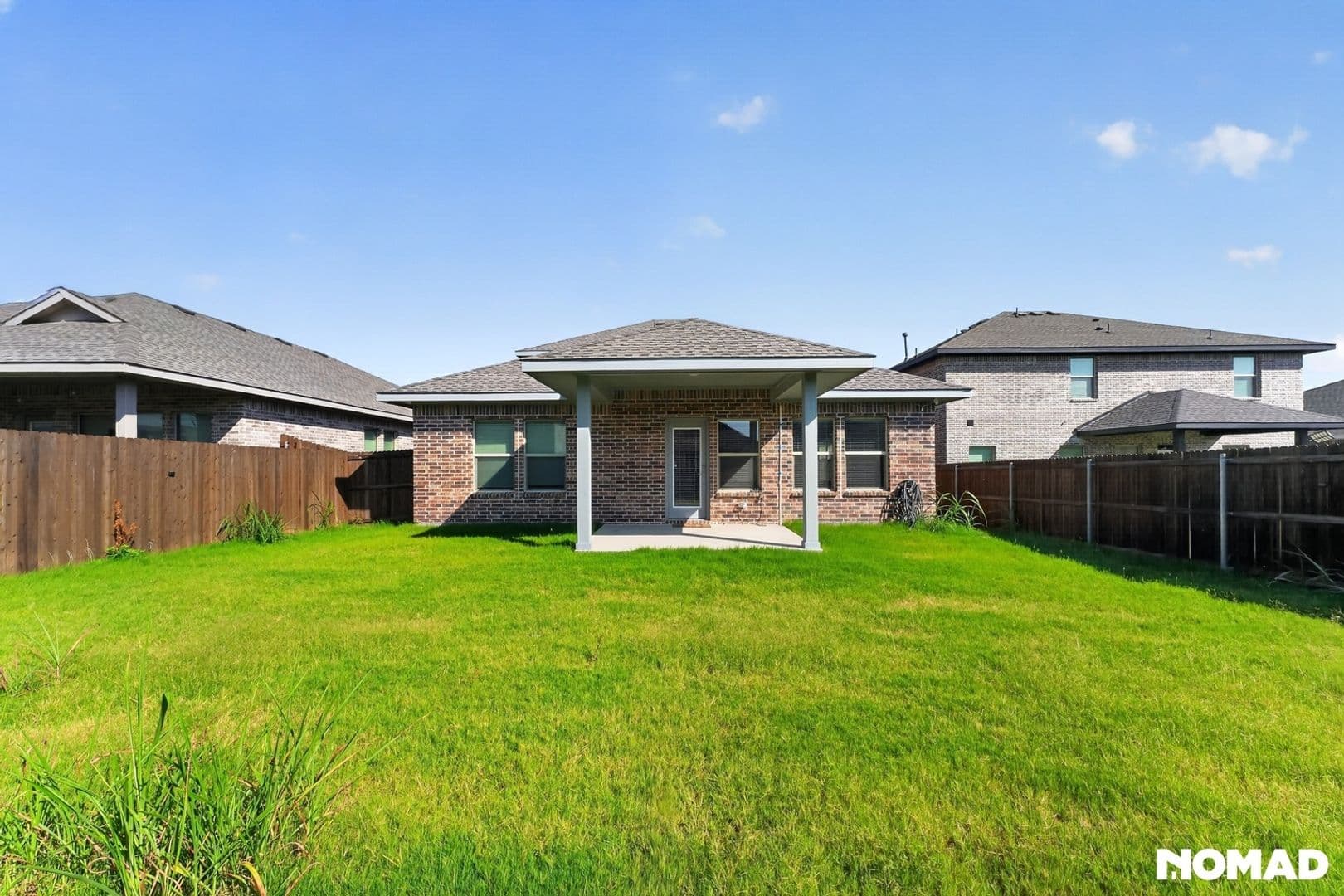 Seagoville House: 2512 Broken Bow Dr