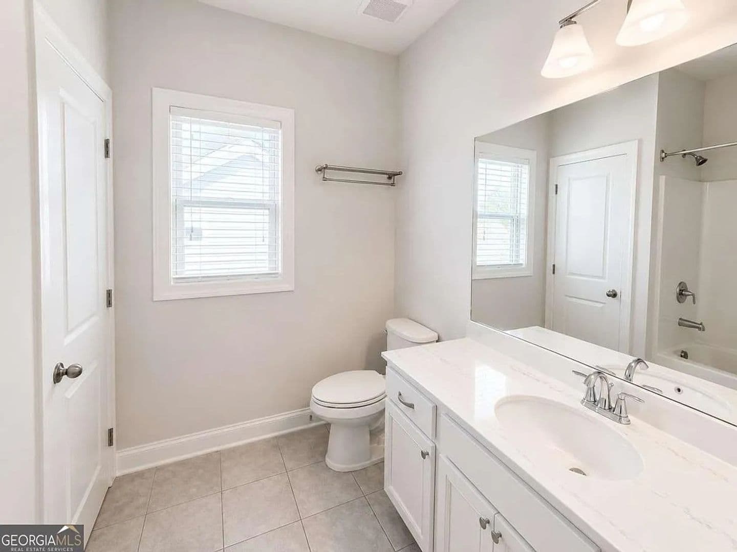 Mableton House: 1099 Hibiscus Way SW
