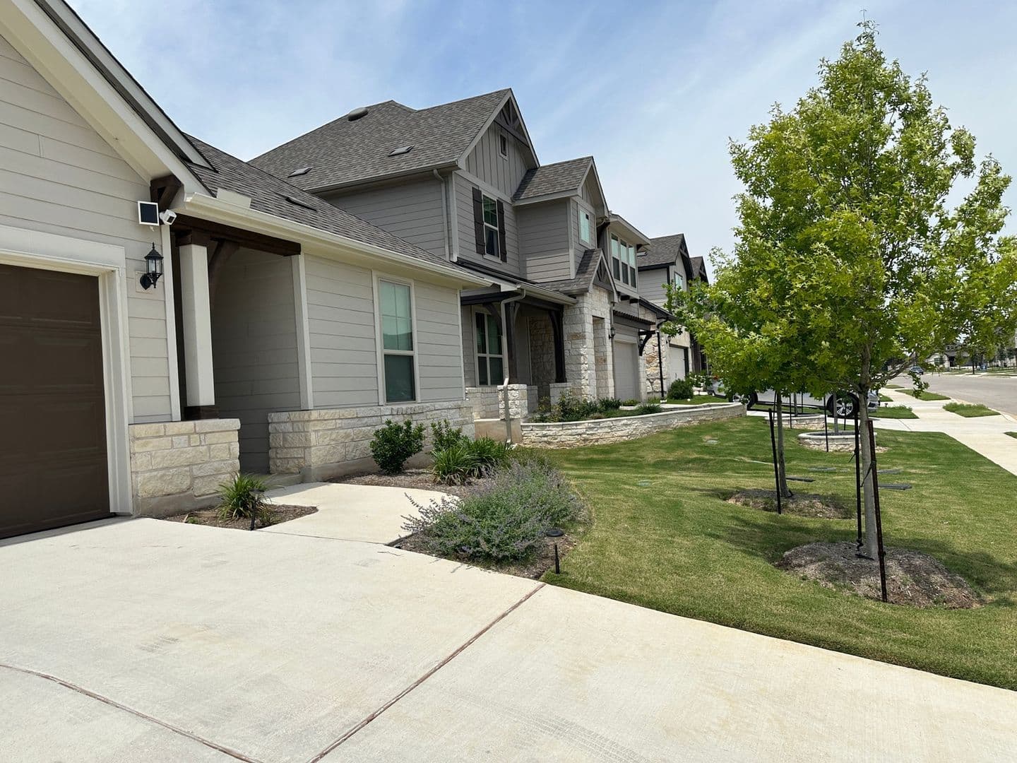 Liberty Hill House: 240 Canyoncrest Way